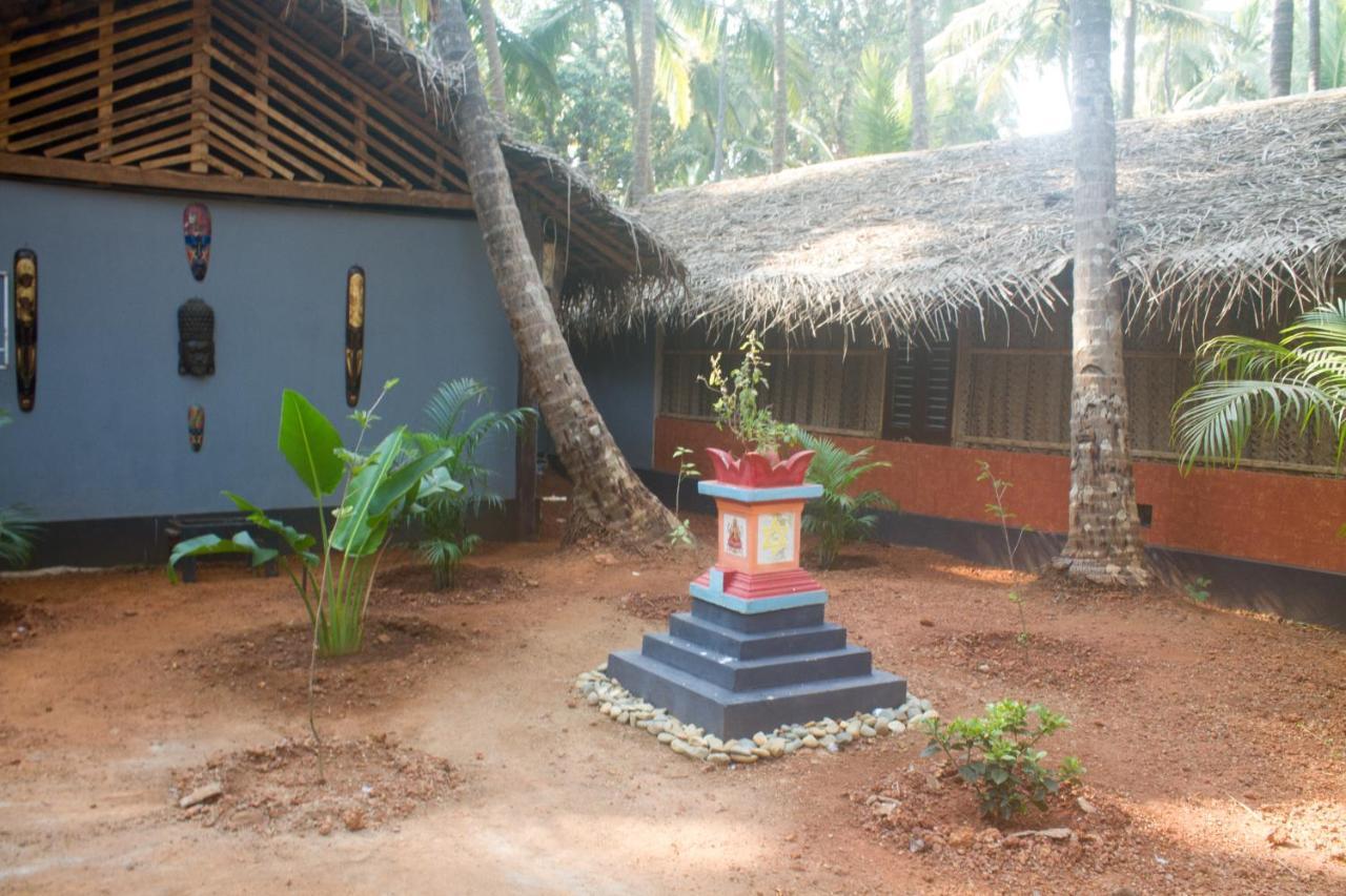 Palm Trees Ayurvedic Heritage Patnem Beach Екстериор снимка